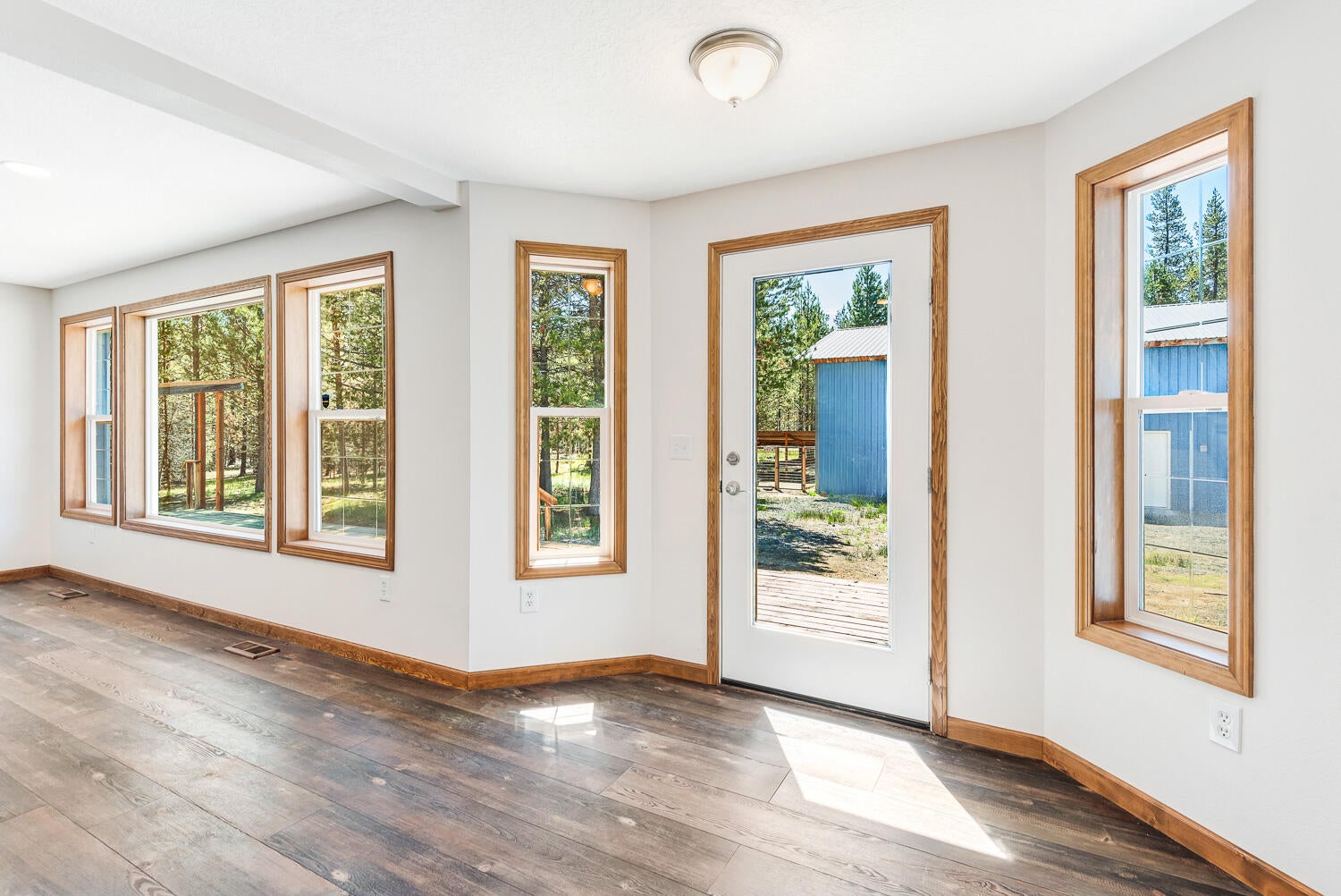 1026 Yoke Road La Pine, OR 97739 - Photo 13 of 42 Light and Bright front windows