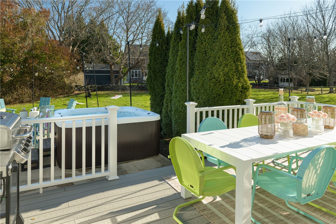 20 Samson Lane Middletown, RI 02842 - Photo 11 of 50