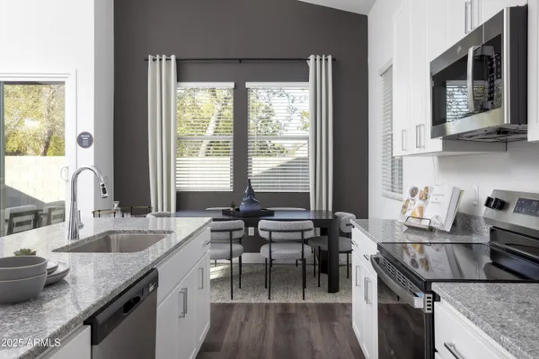 $2,075 | 9117 North 181st Avenue, Unit 86, Waddell, AZ 85355