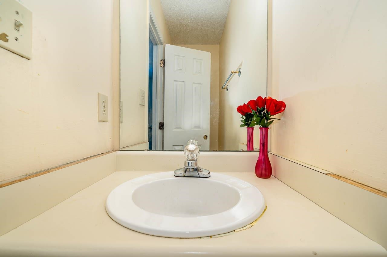 4608 Fisk Court Raleigh, NC 27604 - Photo 8 of 21 Photo 8