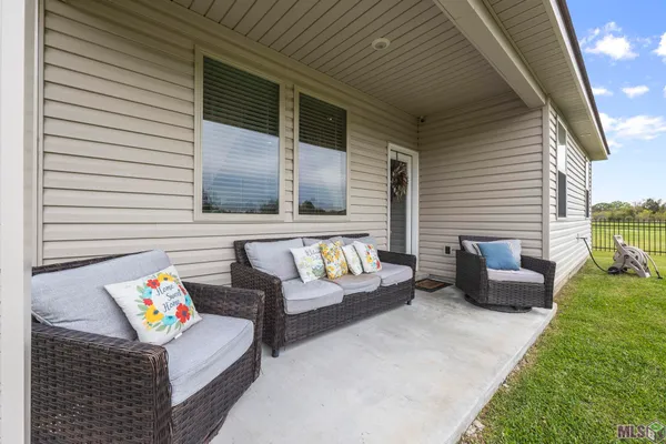 $299,999 | 3439 Inwood Court, Zachary, LA 70791