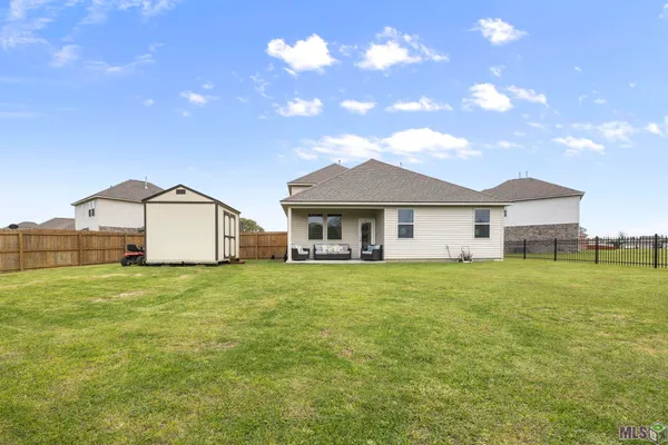 $299,999 | 3439 Inwood Court, Zachary, LA 70791