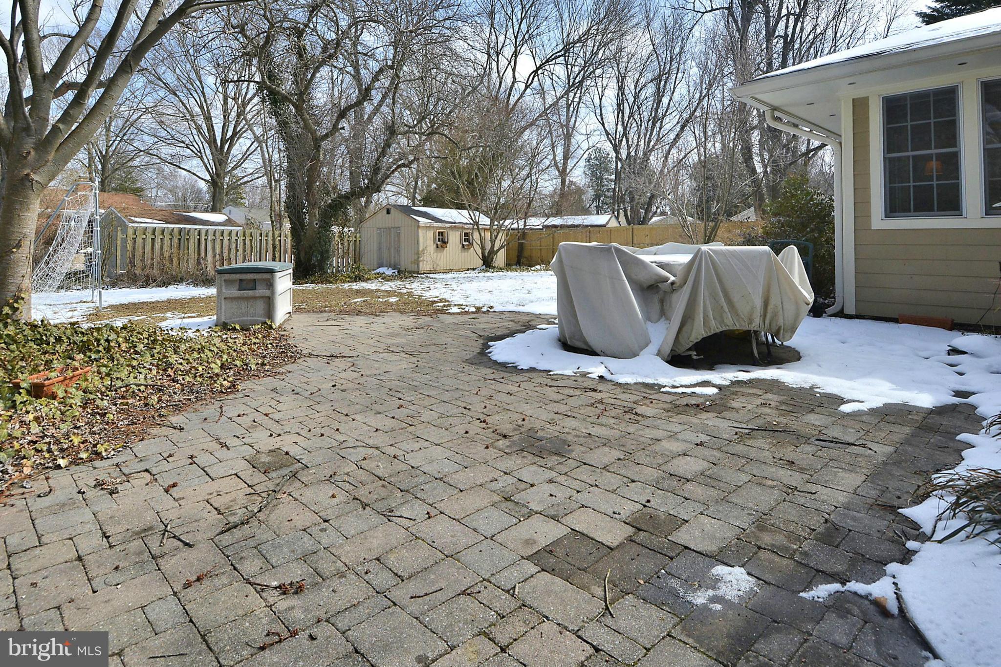 7913 Fairfax Road Alexandria, VA 22308 - Photo 25 of 29 Back patio