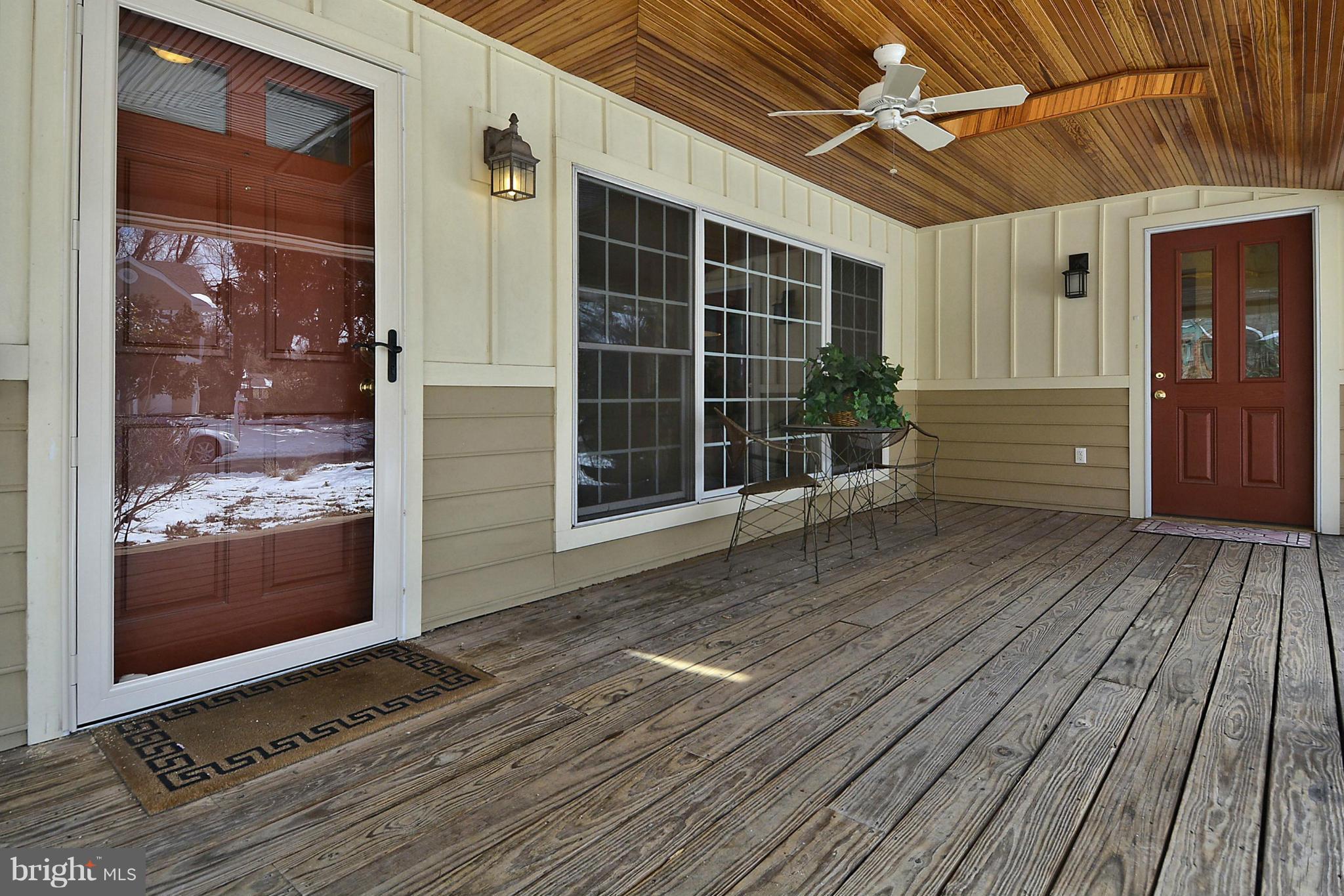 7913 Fairfax Road Alexandria, VA 22308 - Photo 3 of 29 Front Porch