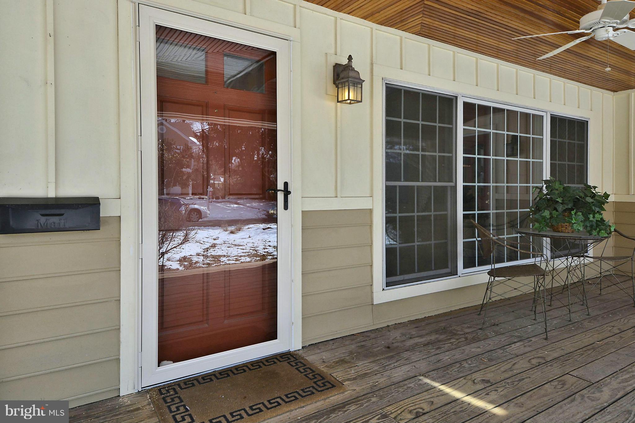 7913 Fairfax Road Alexandria, VA 22308 - Photo 4 of 29 Front Door