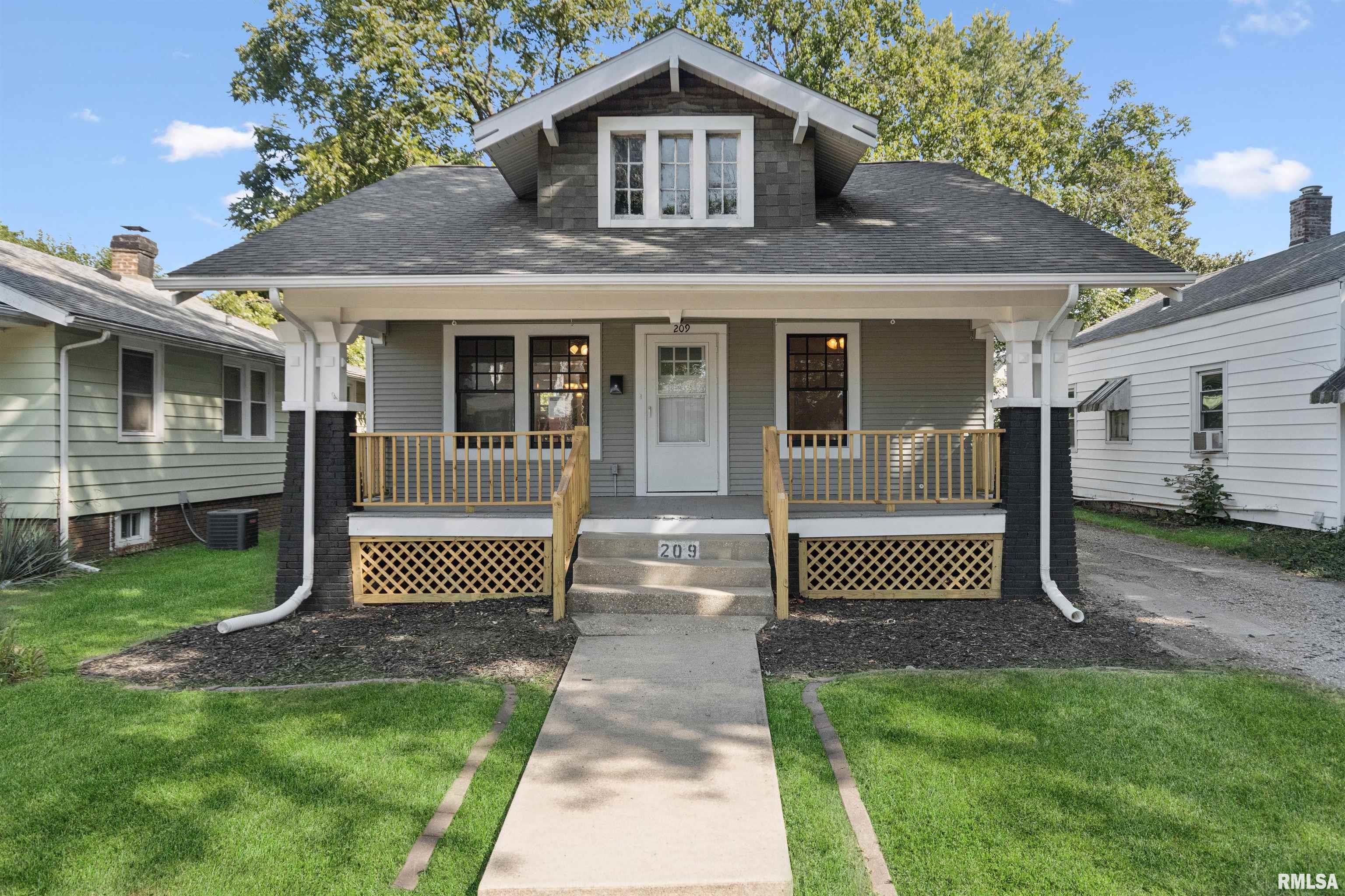 209 East Spruce Street Springfield, IL 62704 - Photo 1 of 17 Gallery Image 1