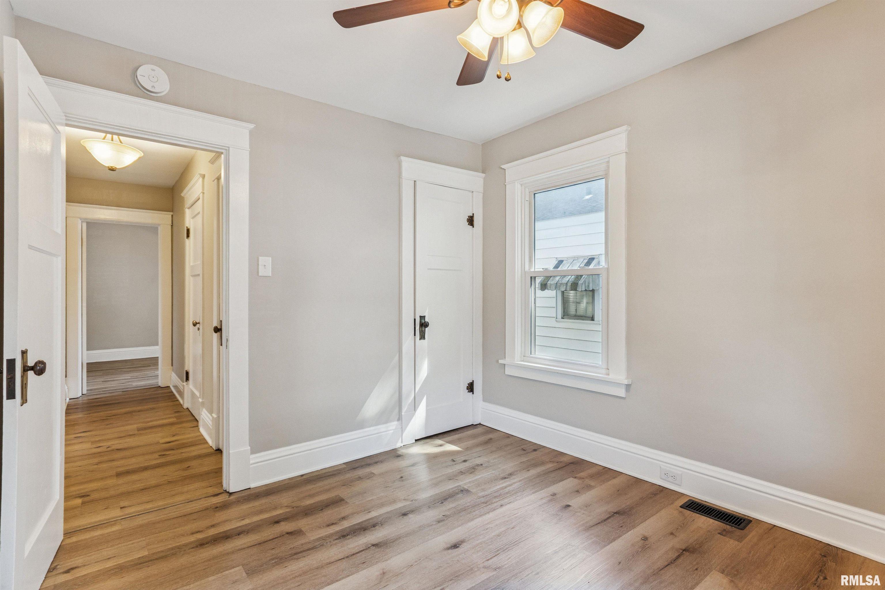 209 East Spruce Street Springfield, IL 62704 - Photo 13 of 17 Gallery Image 13