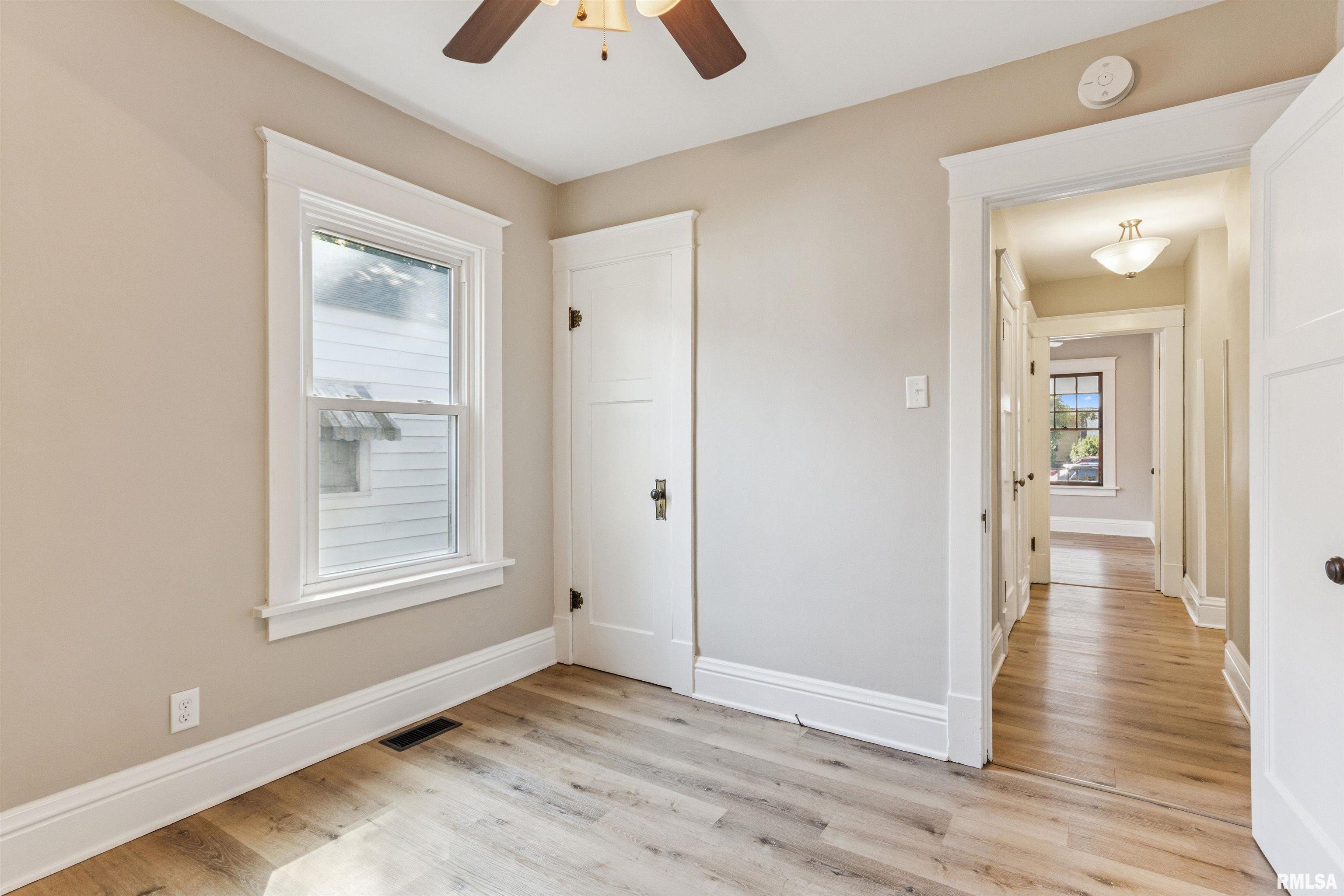 209 East Spruce Street Springfield, IL 62704 - Photo 15 of 17 Gallery Image 15