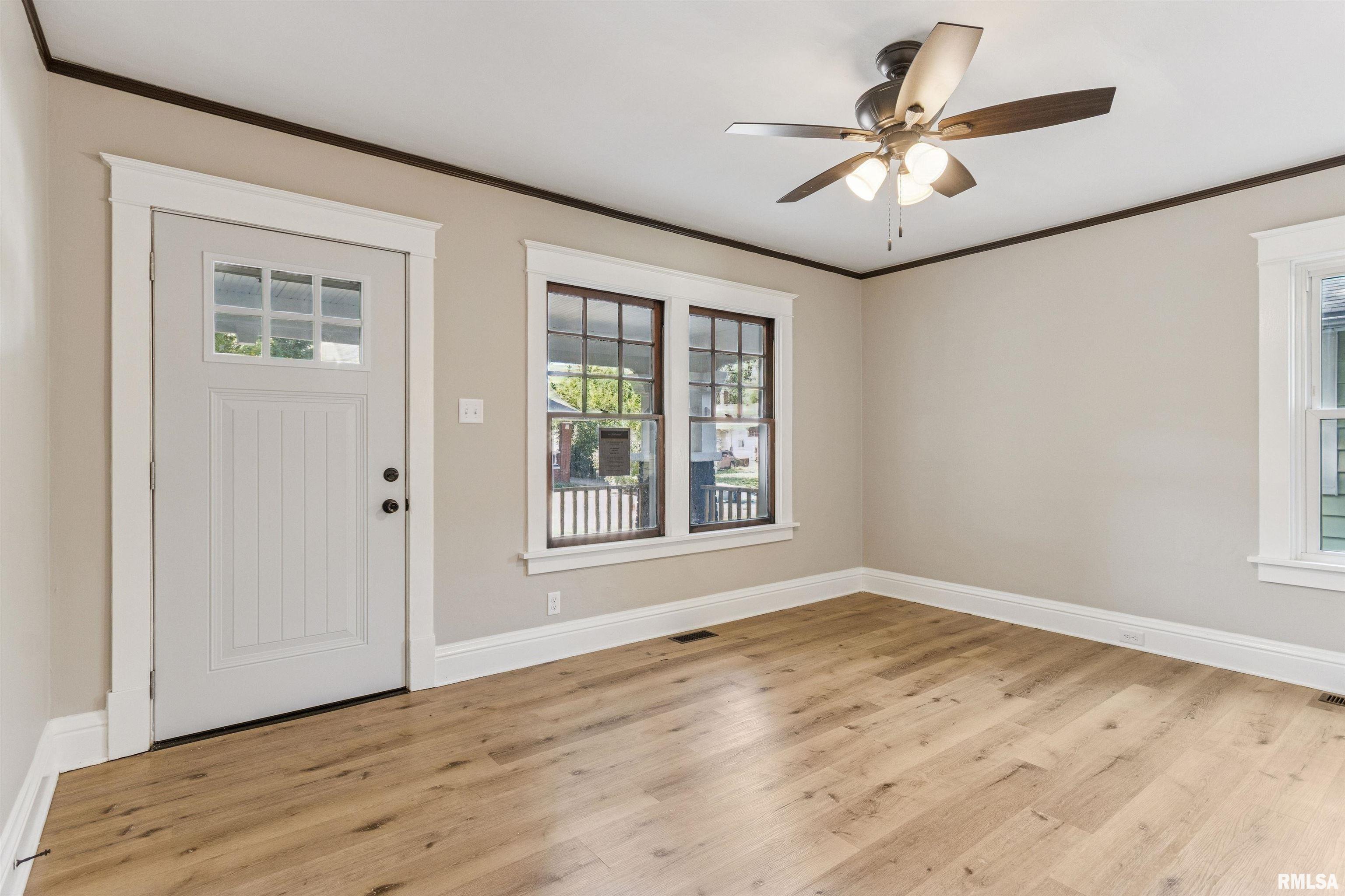 209 East Spruce Street Springfield, IL 62704 - Photo 3 of 17 Gallery Image 3