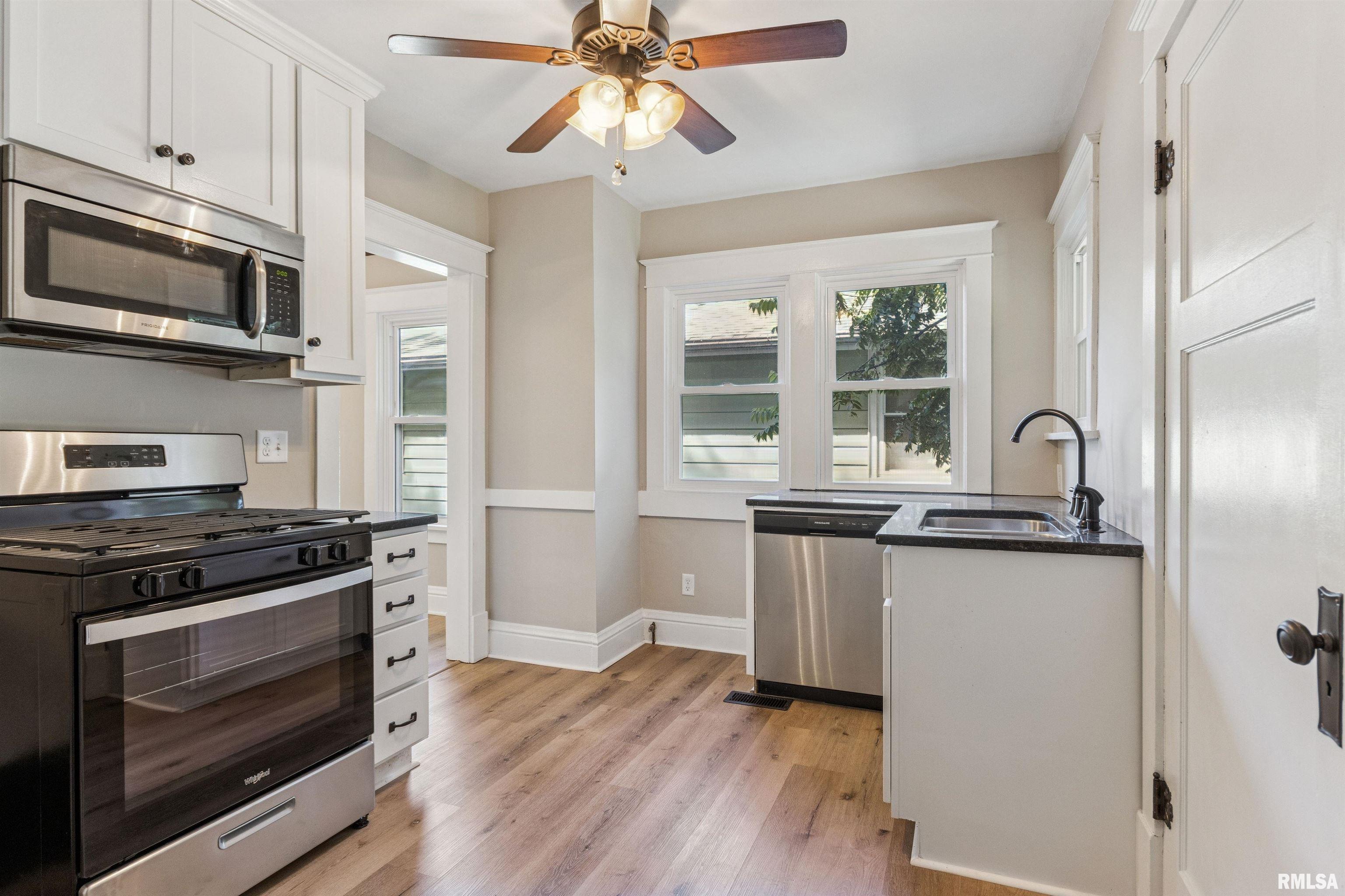 209 East Spruce Street Springfield, IL 62704 - Photo 10 of 17 Gallery Image 10