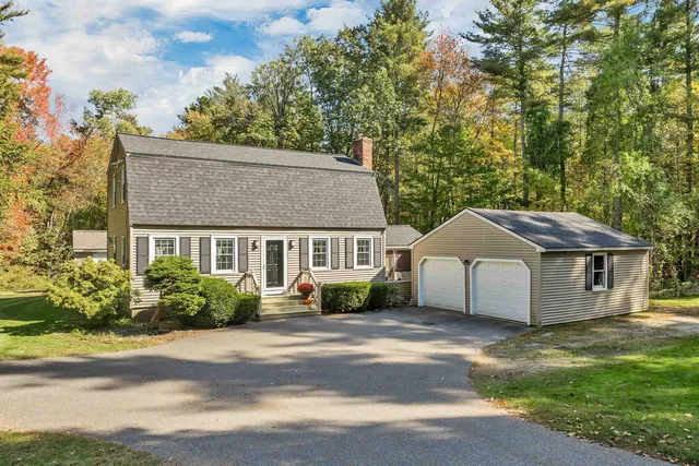 $625,000 | 48 Londonderry Road, Windham, NH 03087