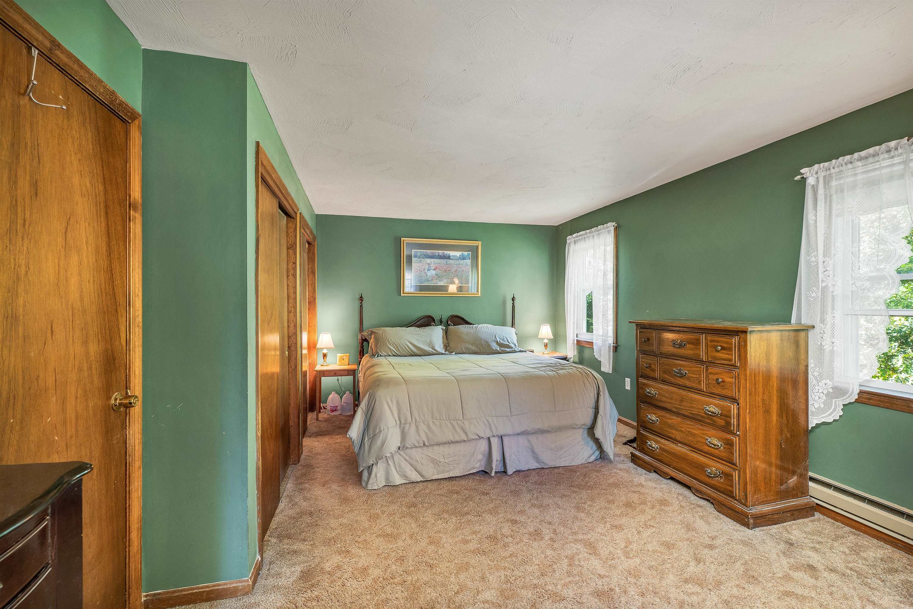 48 Londonderry Road Windham, NH 03087 - Photo 15 of 31