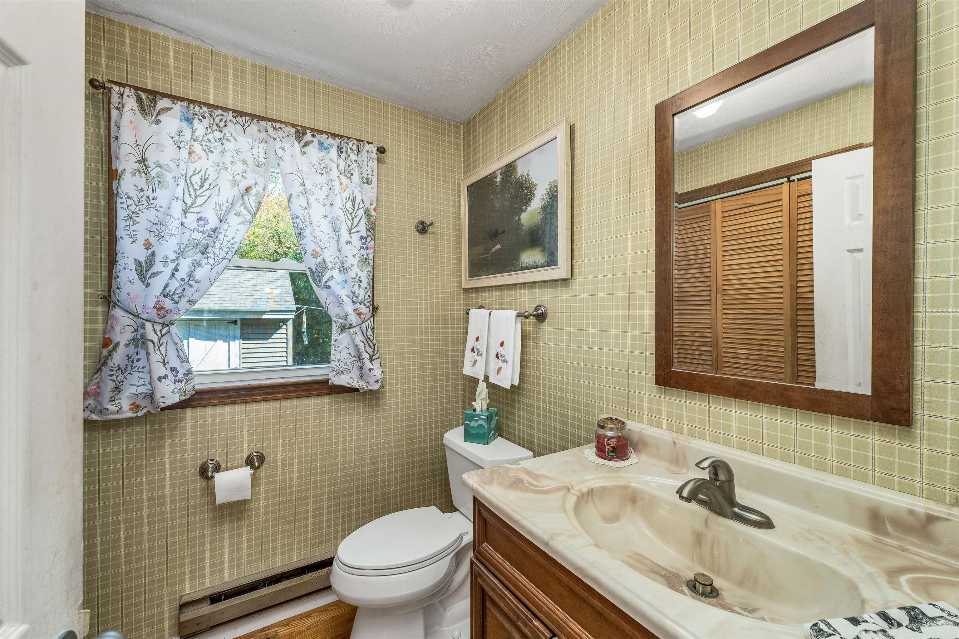 48 Londonderry Road Windham, NH 03087 - Photo 22 of 31