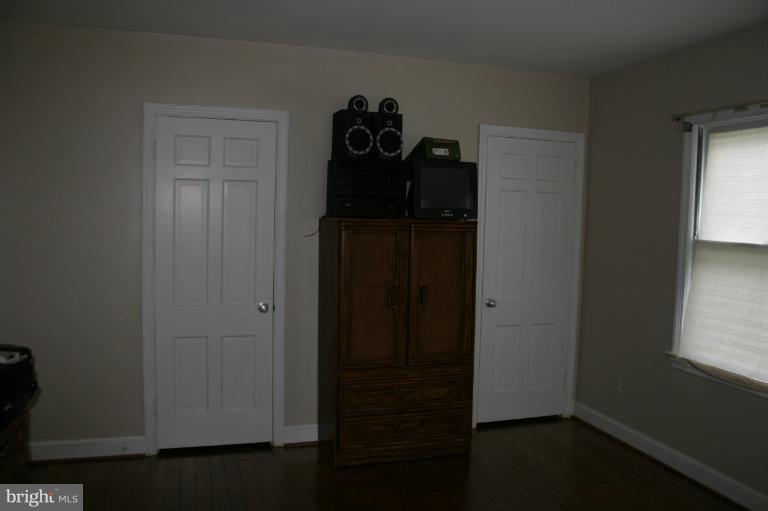 9118 Riggs Road Adelphi, MD 20783 - Photo 22 of 27 Bedroom