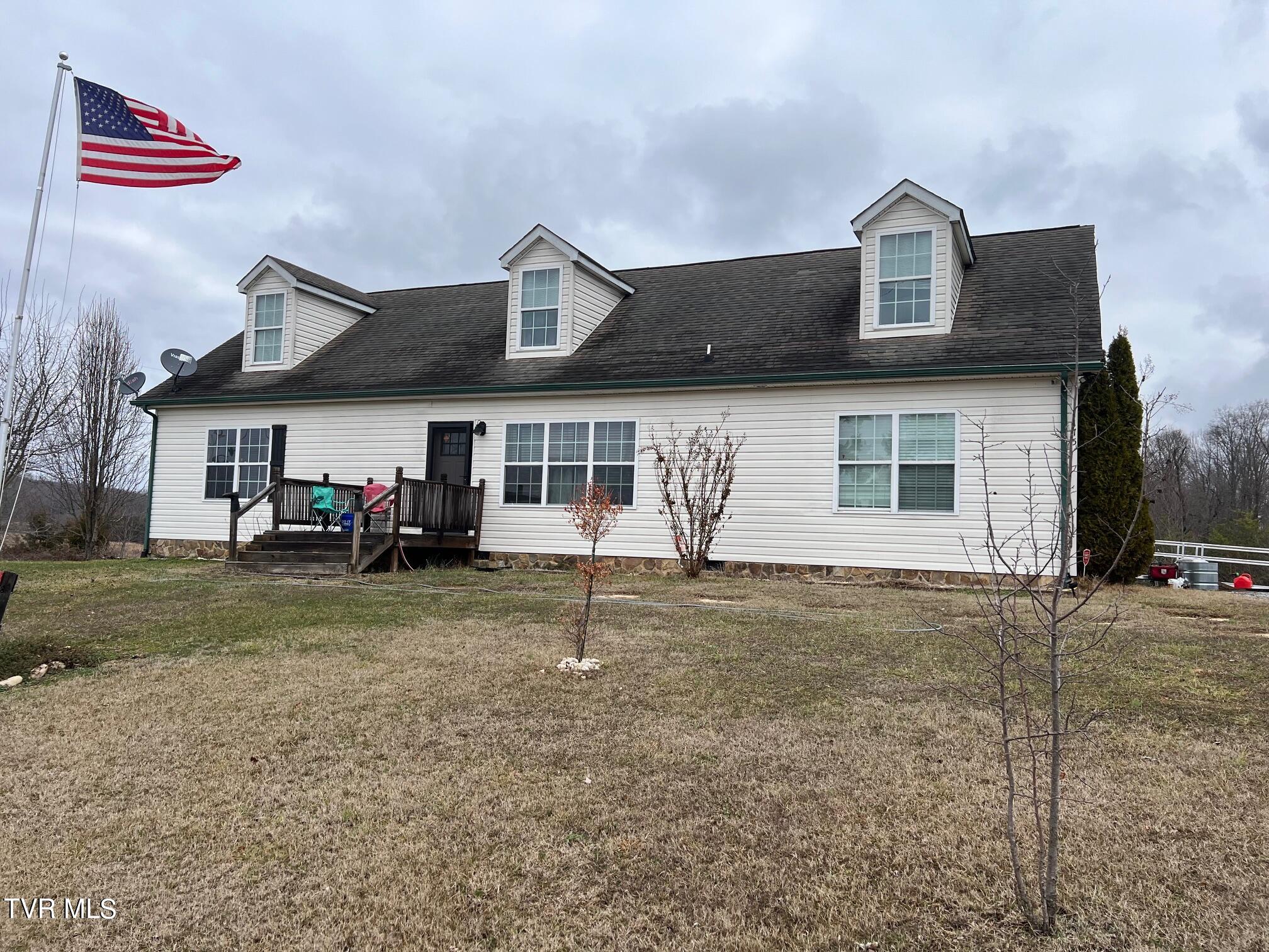1175 Jim Fox Road Greeneville, TN 37743 - Photo 2 of 29 IMG_1432