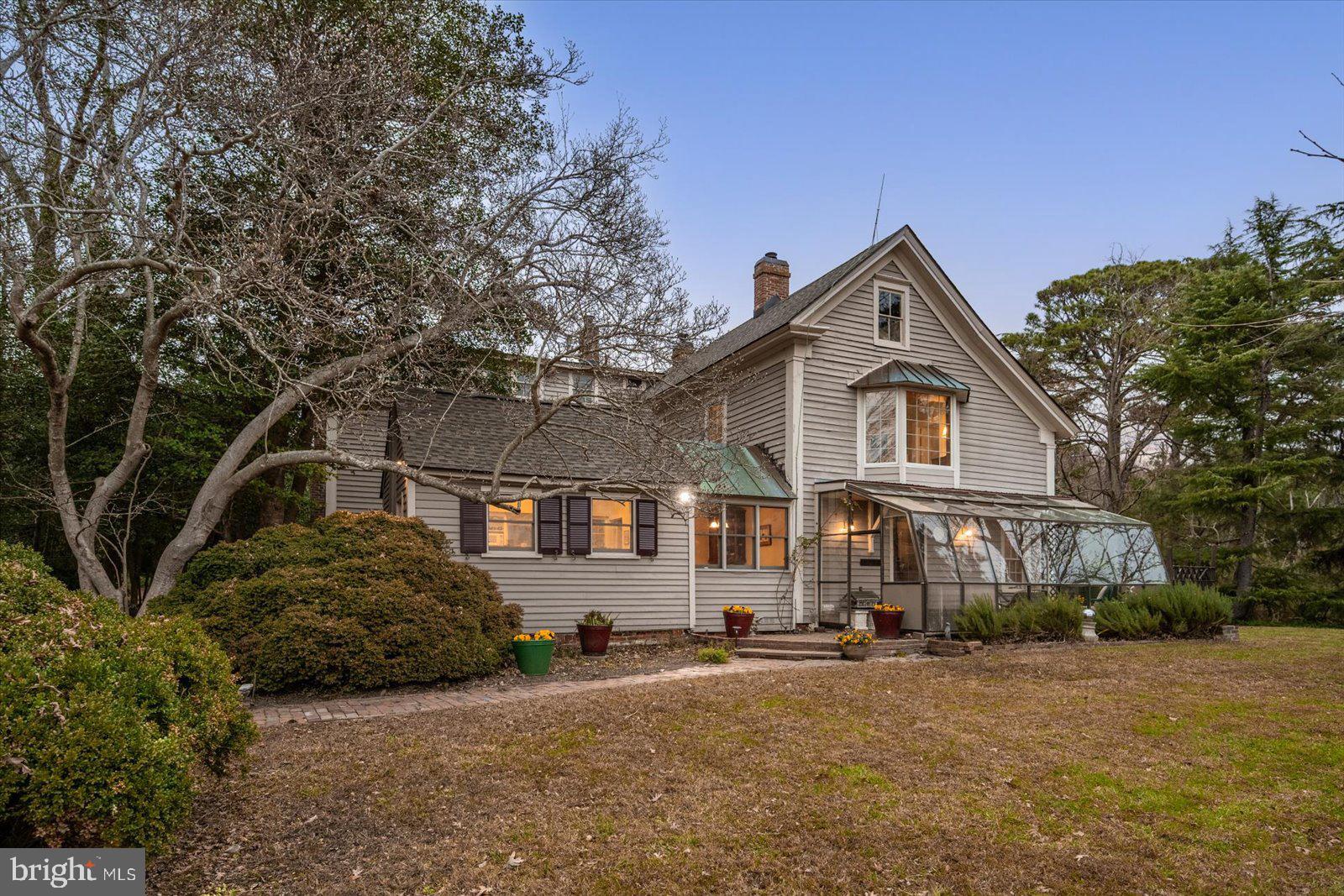 27947 Fairmount Road Westover, MD 21871 - Photo 28 of 122 a front view of a house with a yard