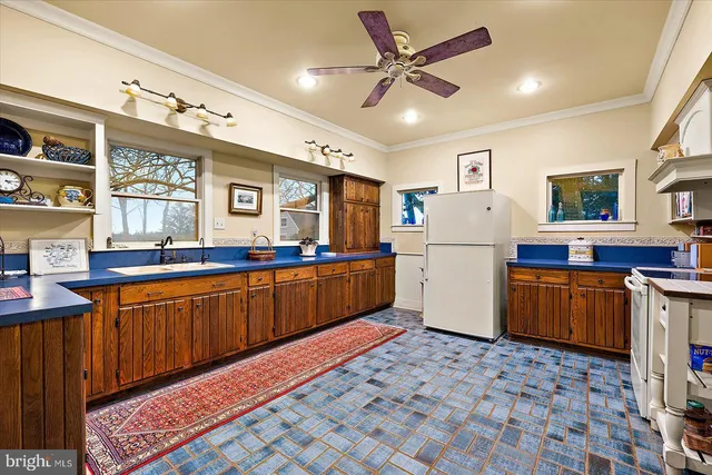 $1,300,000 | 27947 Fairmount Road, Westover, MD 21871