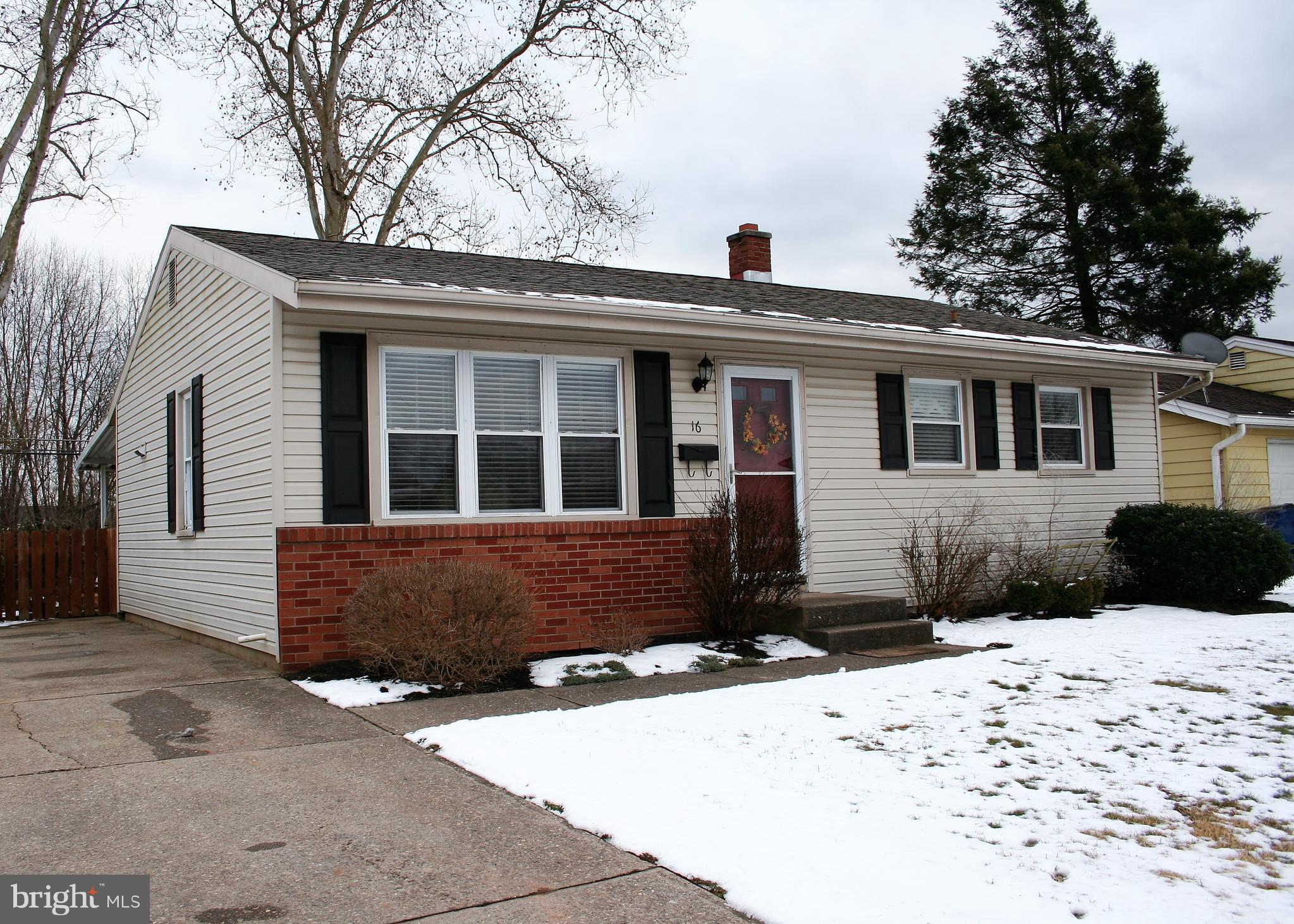 16 Ray Road Middletown, PA 17057 - Photo 2 of 32 Gallery Image 2