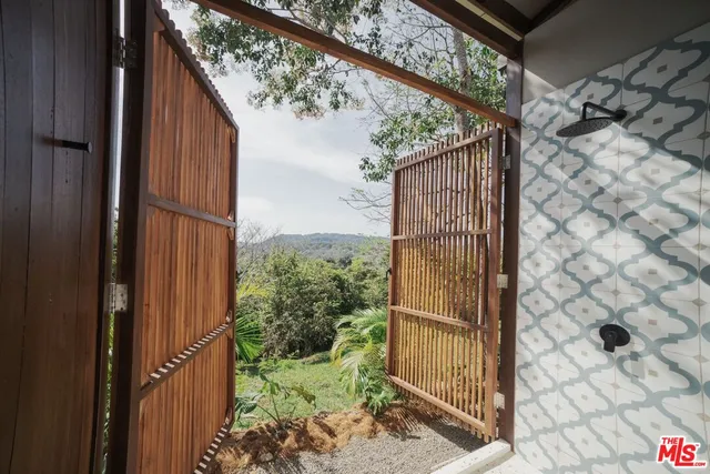 $2,900,000 | 0 Mal Pais Santa Teresa Costa Rica Other Xx 60111, Clare, XX 60111