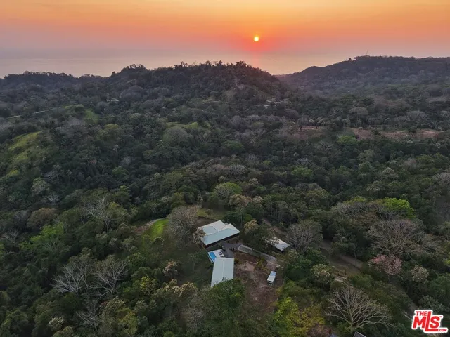 $2,900,000 | 0 Mal Pais Santa Teresa Costa Rica Other Xx 60111, Clare, XX 60111