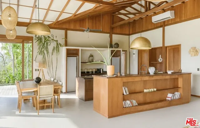 $2,900,000 | 0 Mal Pais Santa Teresa Costa Rica Other Xx 60111, Clare, XX 60111