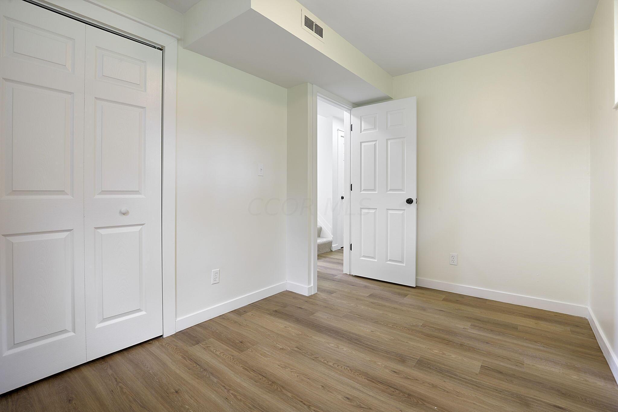 1884 Alsace Road Columbus, OH 43232 - Photo 29 of 39 28-web-or-mls-IMG_4216