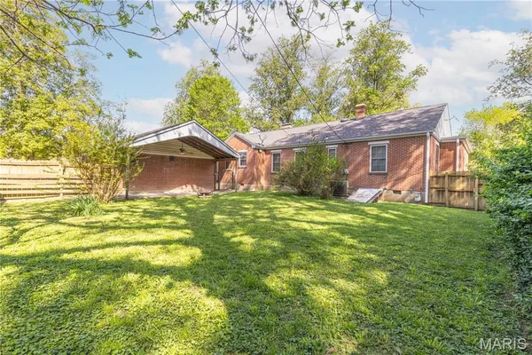 $179,900 | 501 East Commercial Street, Charleston, MO 63834