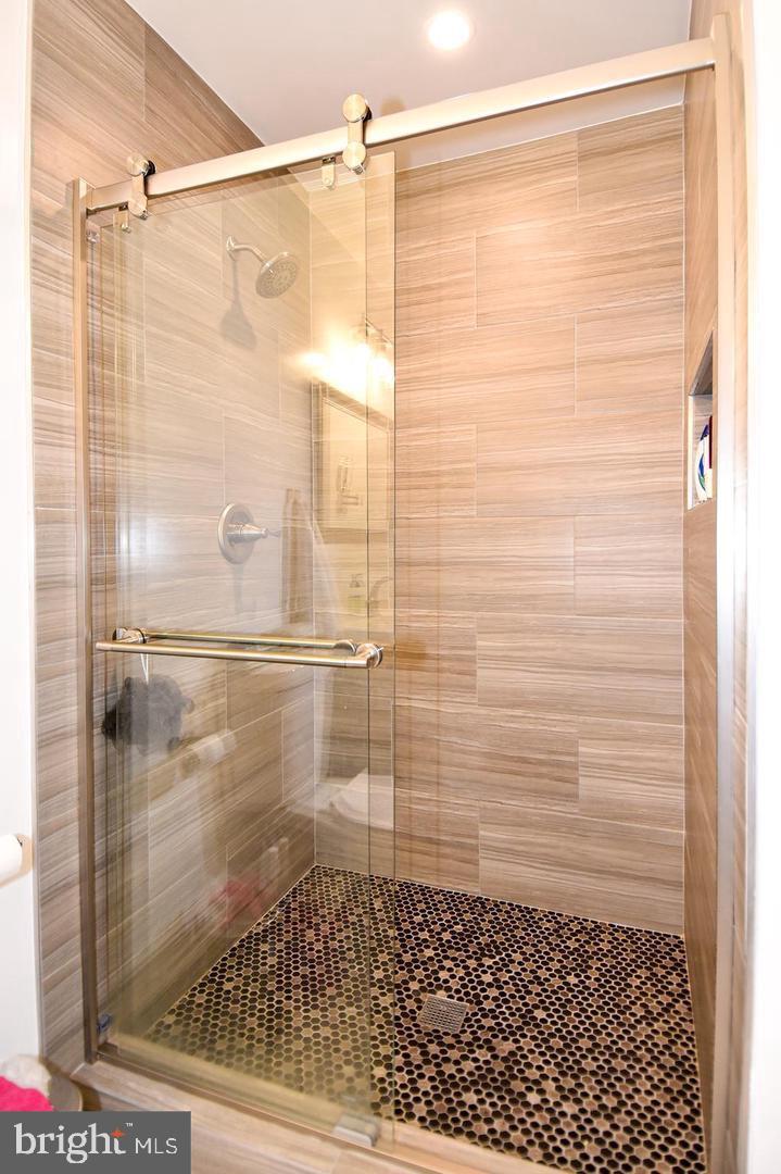 5449 Grove Ridge Way, Unit 116 North Bethesda, MD 20852 - Photo 19 of 30