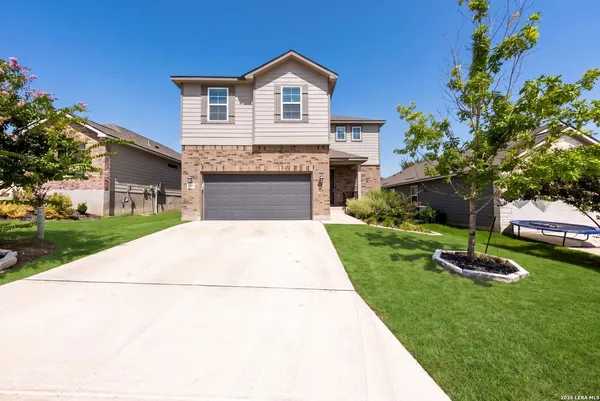 $2,100 | 752 Ft Leonard, San Antonio, TX 78245