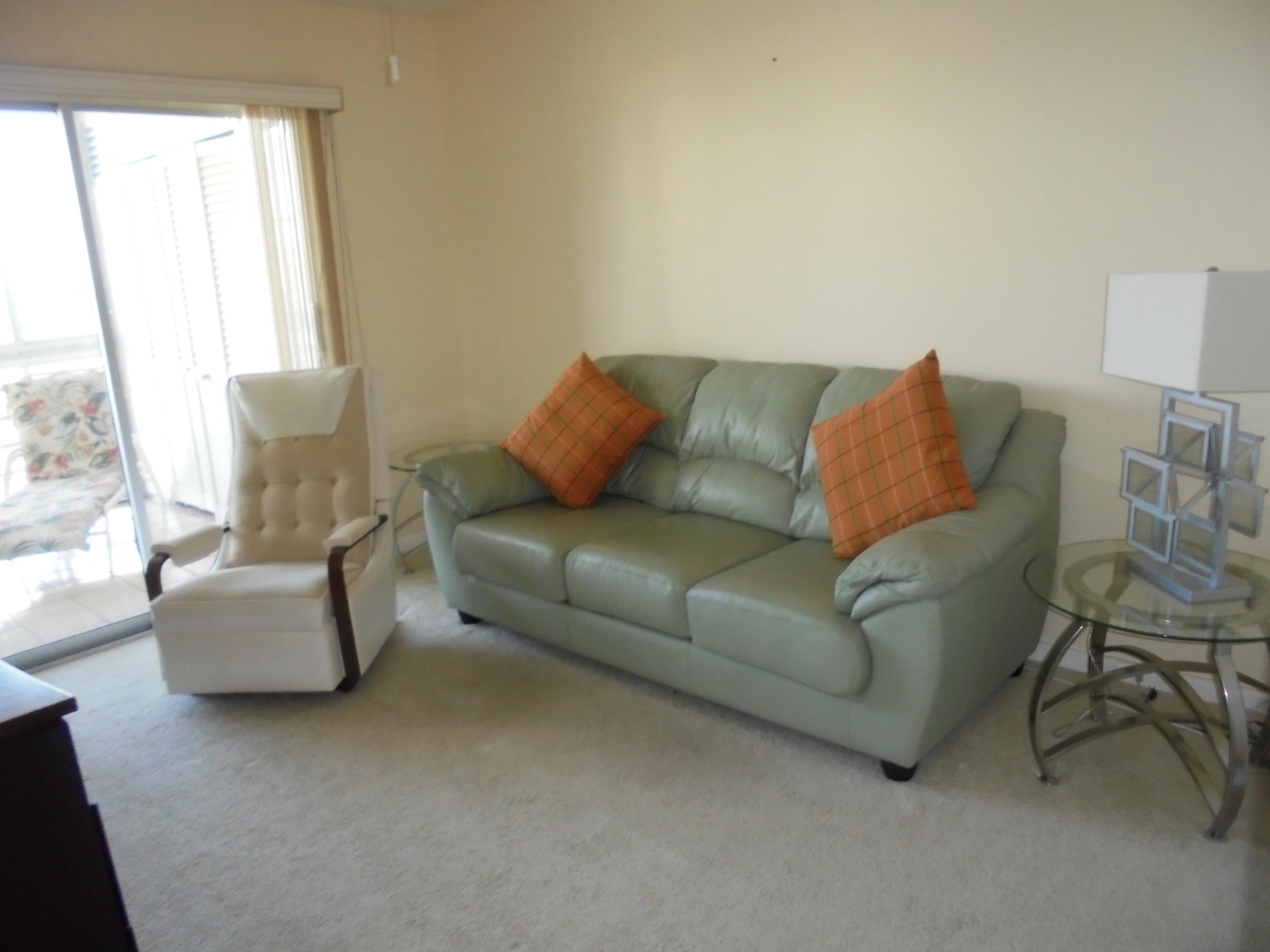 4064 Wolverton East, Unit 4064D Boca Raton, FL 33434 - Photo 15 of 22 012
