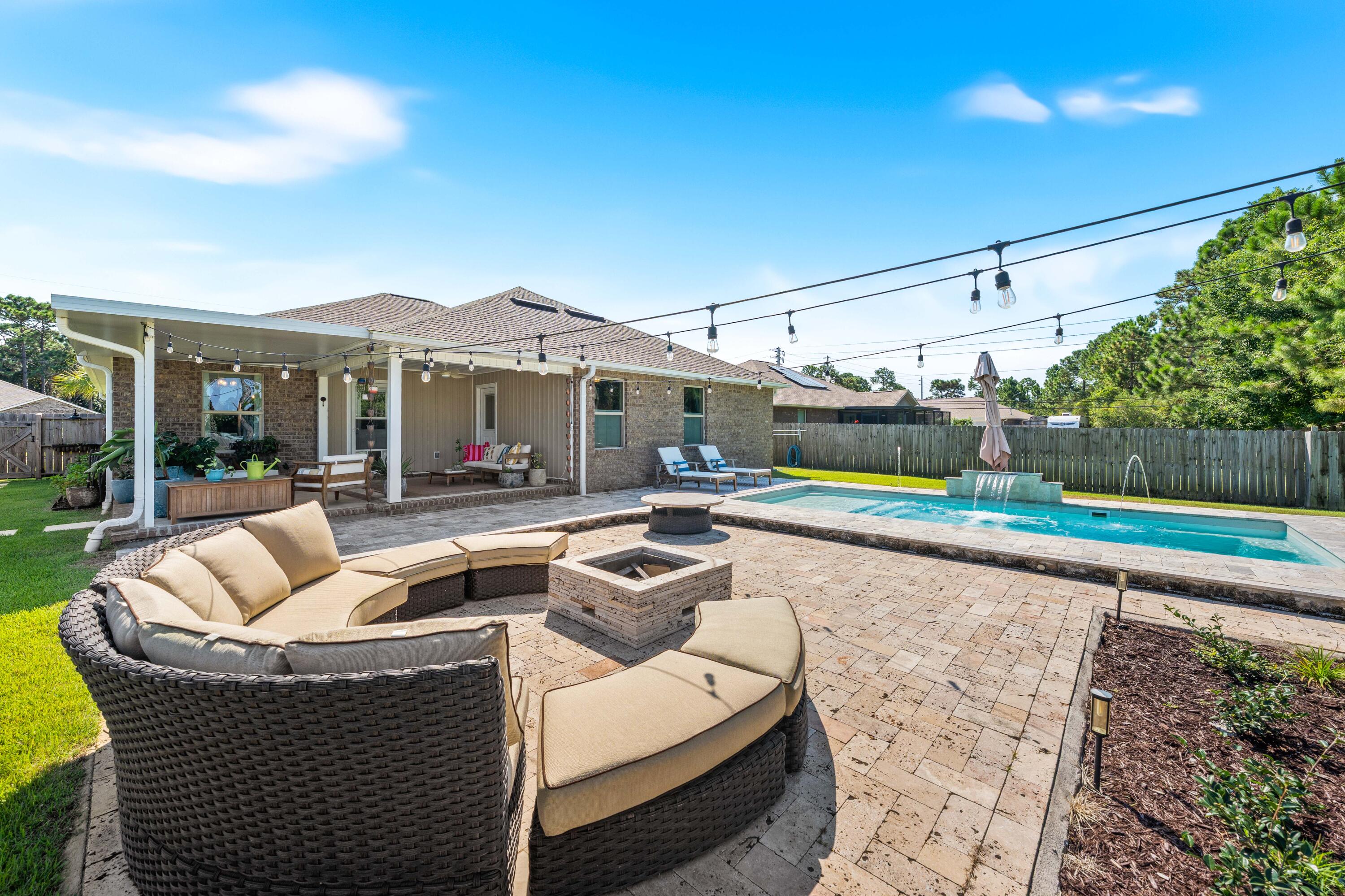 2423 Raider Lane Navarre, FL 32566 - Photo 17 of 27 e63dmffjejfqmzyww5e81v0e37i