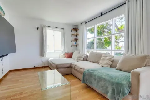 $1,699,900 | 4053-55 Jewell Street, San Diego, CA 92109