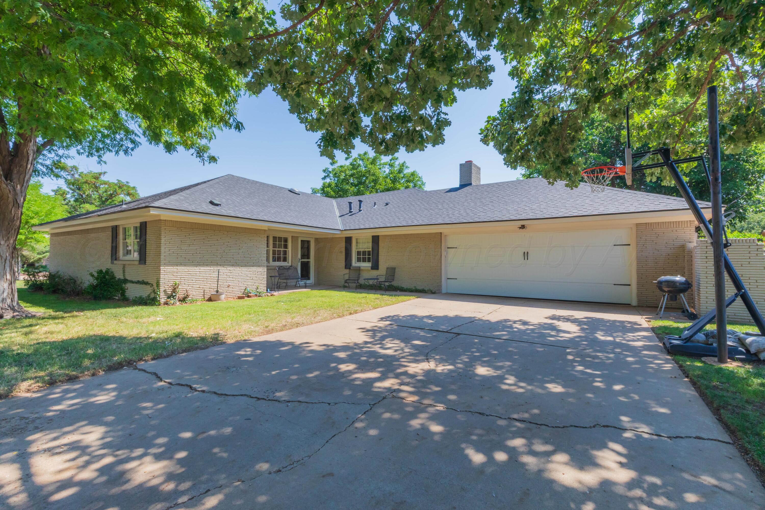 6019 Jameson Road Amarillo, TX 79106 - Photo 3 of 52 GARAGE