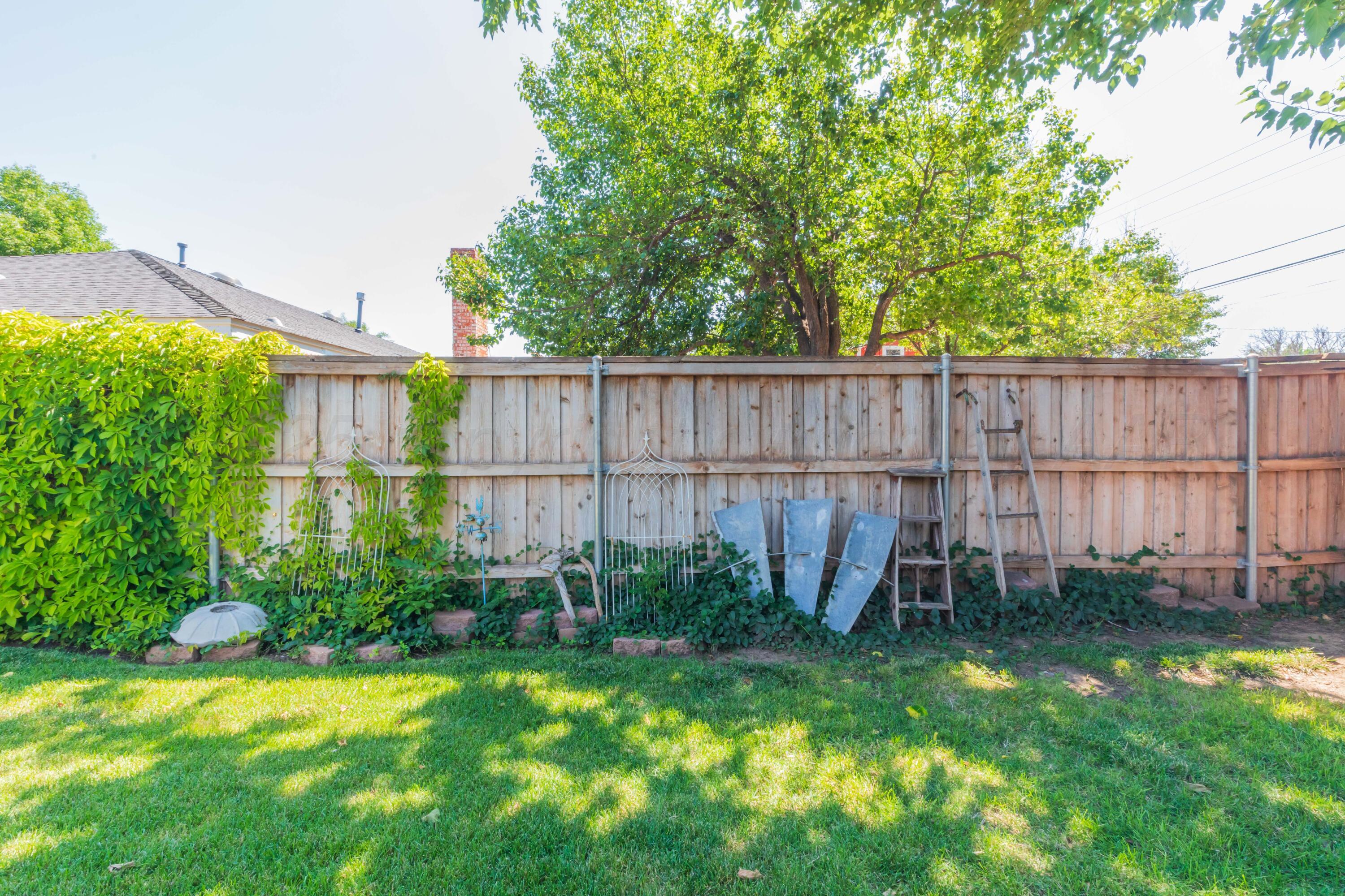 6019 Jameson Road Amarillo, TX 79106 - Photo 51 of 52 BACKYARD VIEW 3