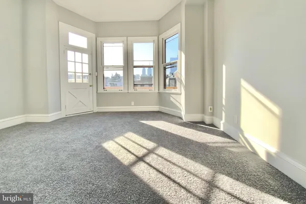 $2,475 | 1712 Mt Vernon Street, Unit 2, Philadelphia, PA 19130