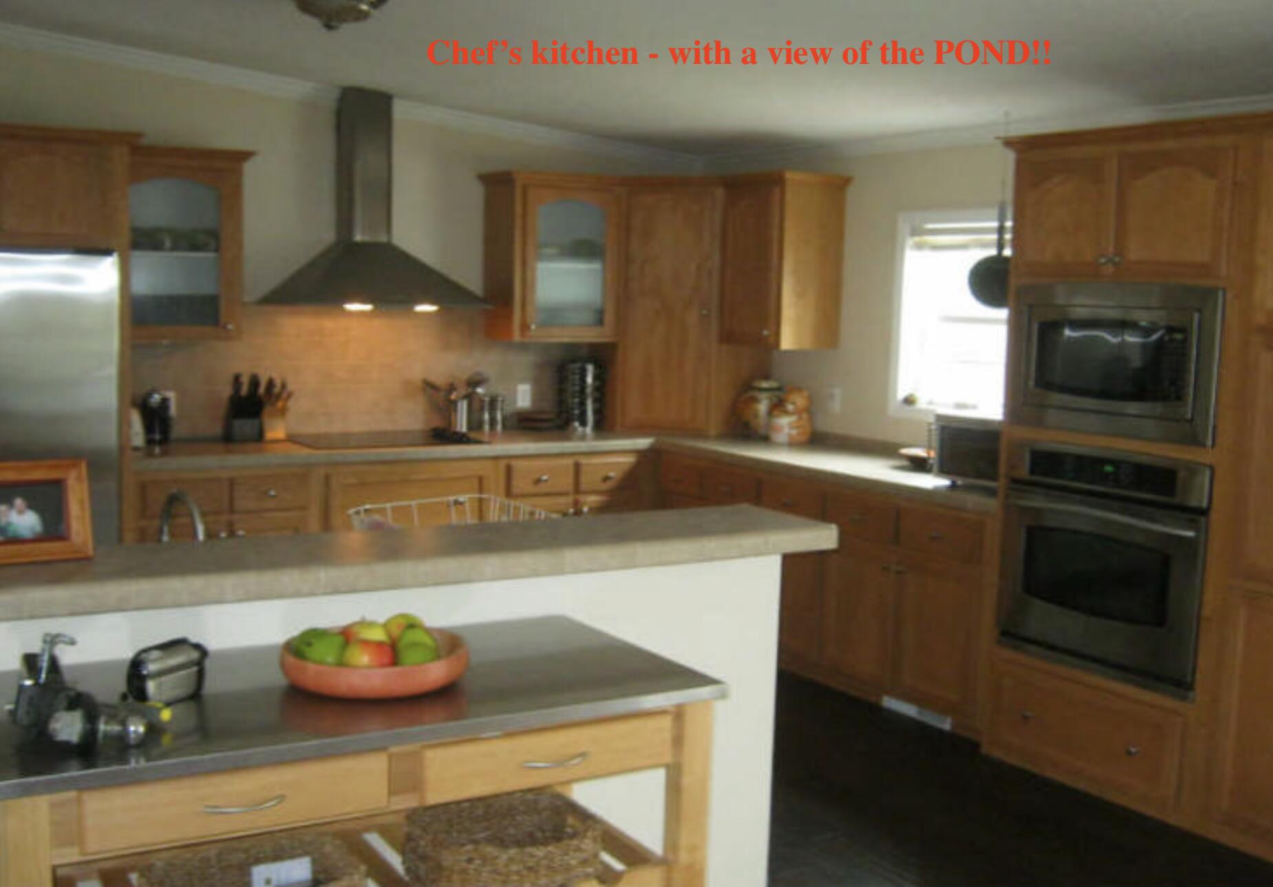5960 Hyde Park Road Ravenel, SC 29470 - Photo 4 of 35 Screenshot 2023-09-13 at 6.01.13 PM