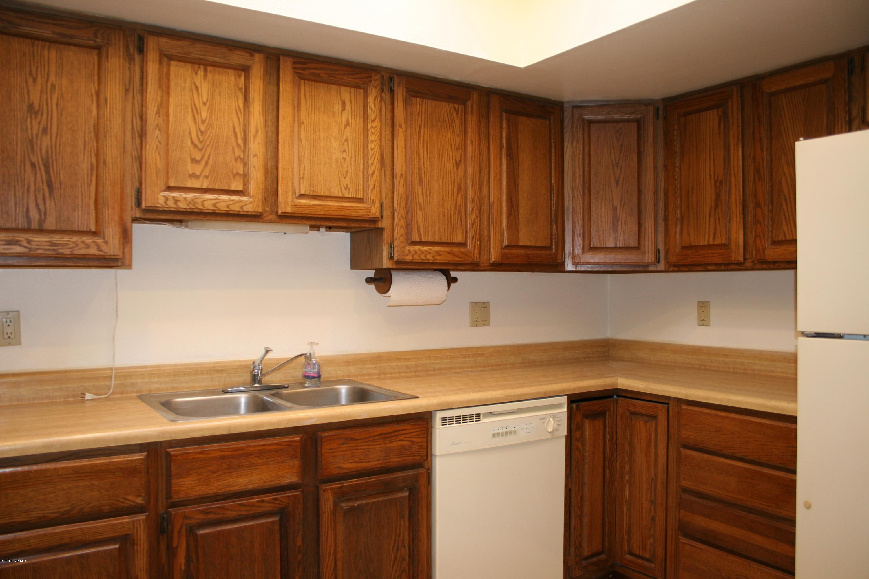1949 North Swan Road, Unit 16 Tucson, AZ 85712 - Photo 10 of 22