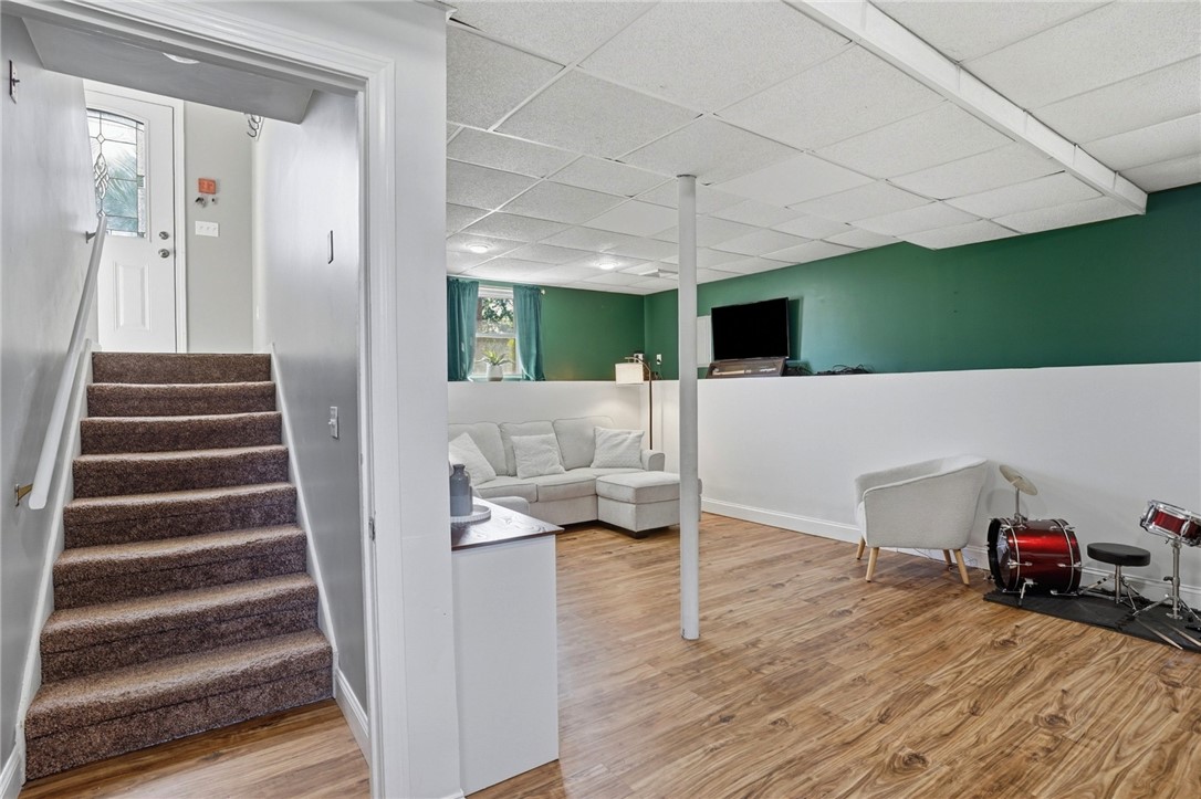 83 Holmes Road Warwick, RI 02888 - Photo 12 of 23