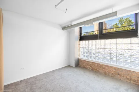 $350,000 | 1601 South Michigan Avenue, Unit 107, Chicago, IL 60616