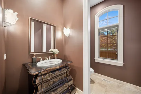 $3,890,000 | 130 Maple Hill Road, Glencoe, IL 60022