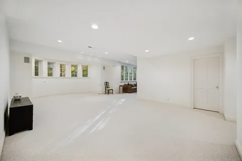 $3,890,000 | 130 Maple Hill Road, Glencoe, IL 60022