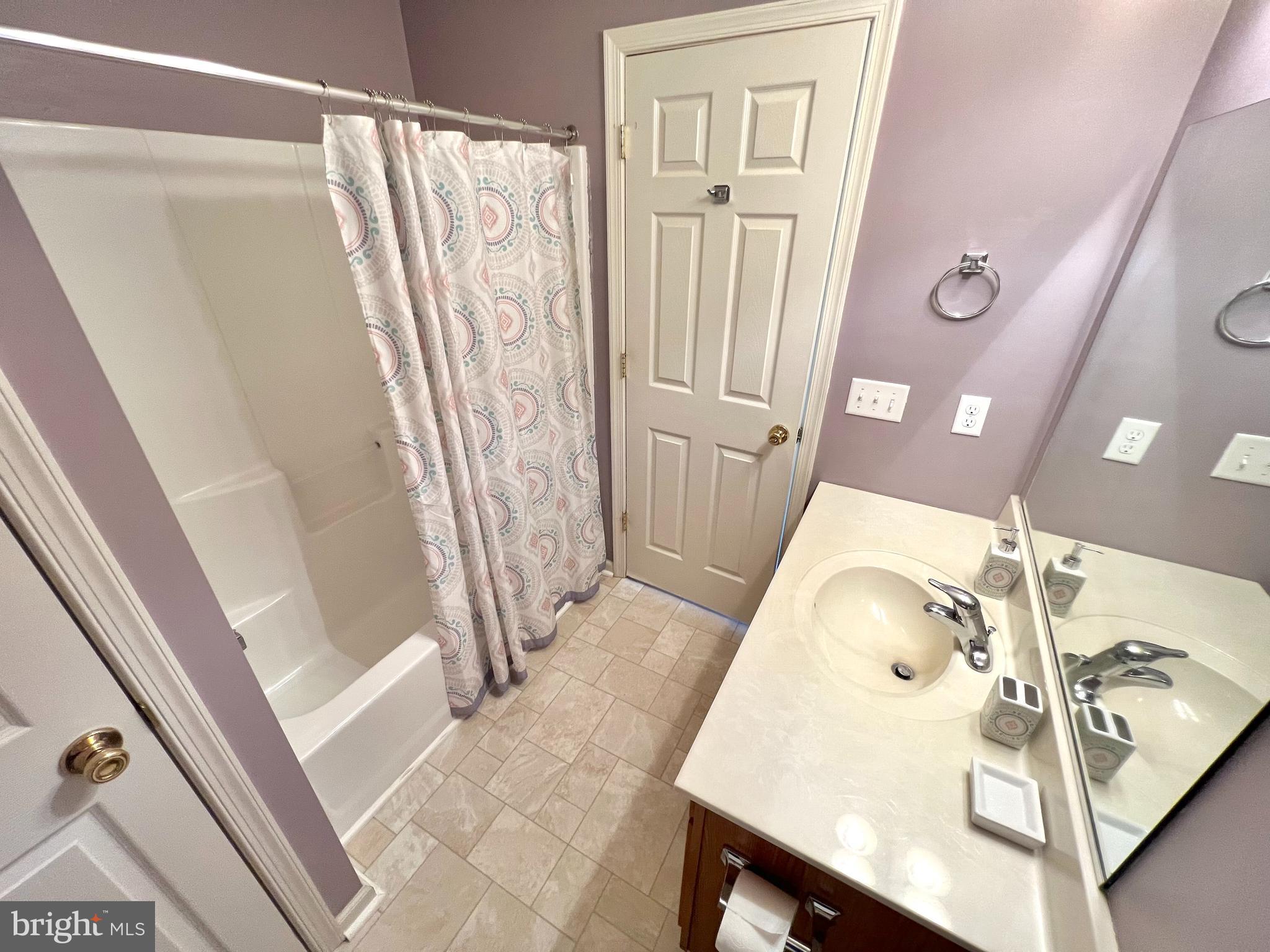 6567 Sharptown Road Laurel, DE 19956 - Photo 16 of 22 spacious bath