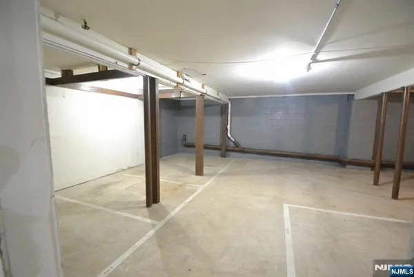 a view of a garage