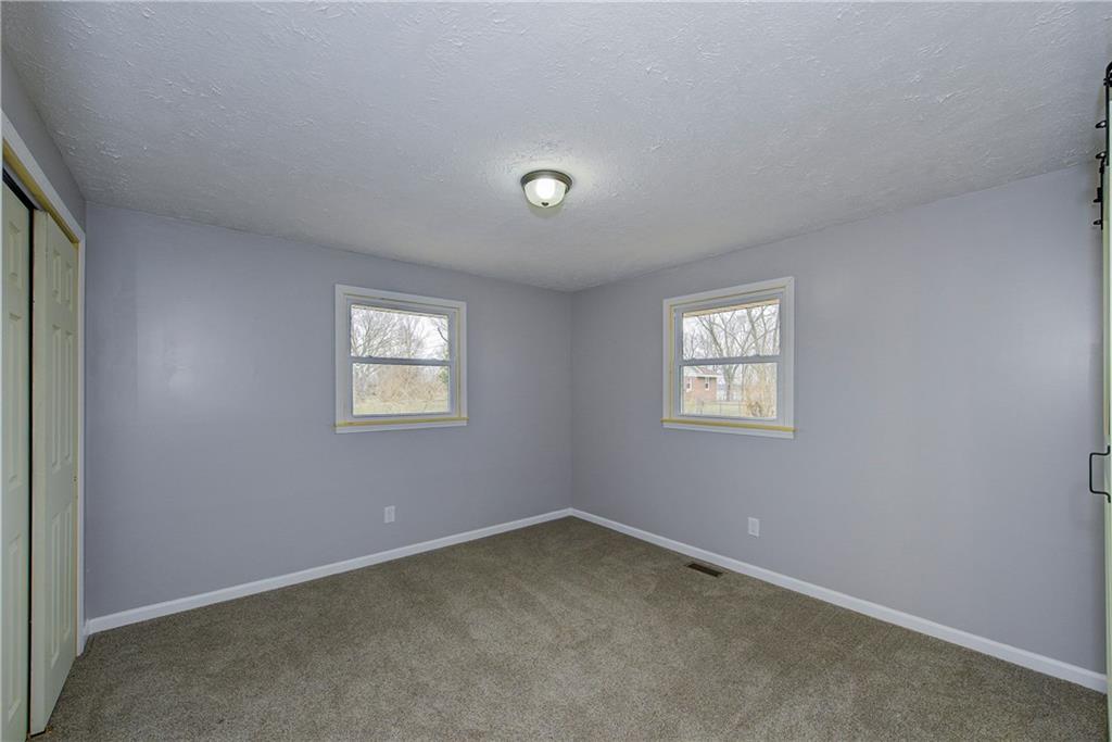 14501 South Jonesville Road Columbus, IN 47201 - Photo 13 of 26 Gallery Image 13