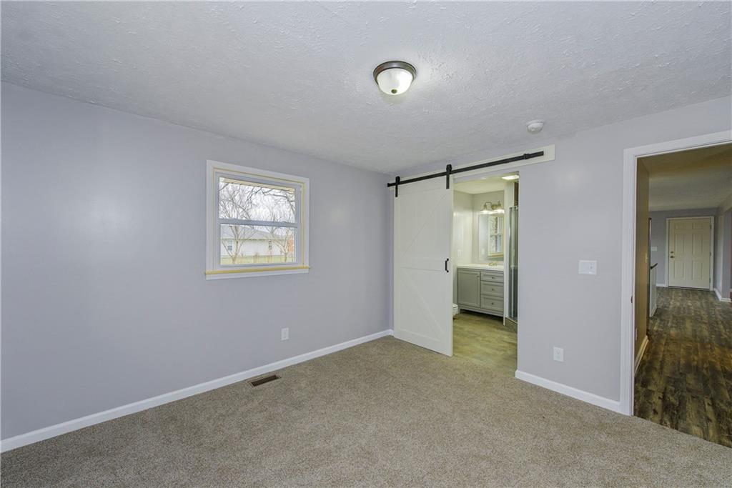 14501 South Jonesville Road Columbus, IN 47201 - Photo 14 of 26 Gallery Image 14