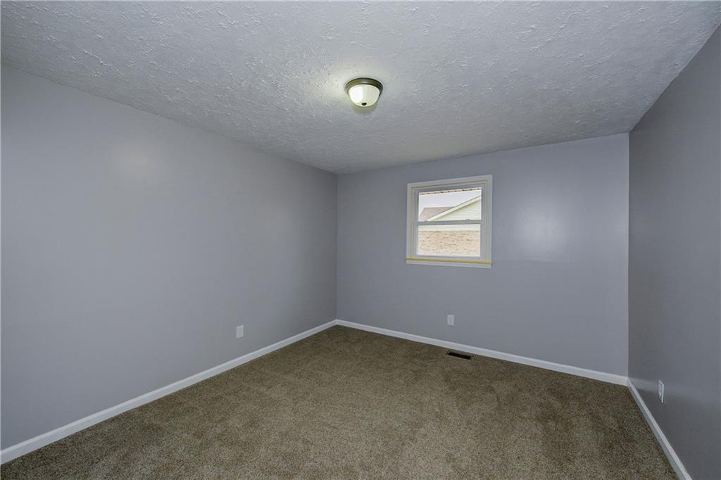 14501 South Jonesville Road Columbus, IN 47201 - Photo 18 of 26 Gallery Image 18