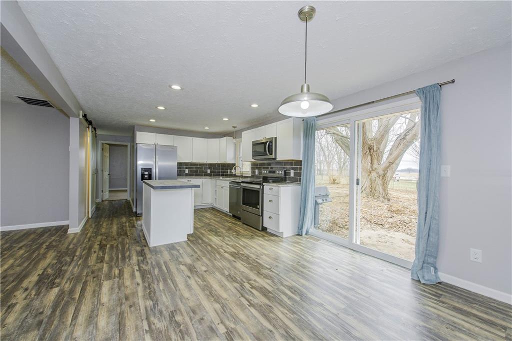 14501 South Jonesville Road Columbus, IN 47201 - Photo 7 of 26 Gallery Image 7