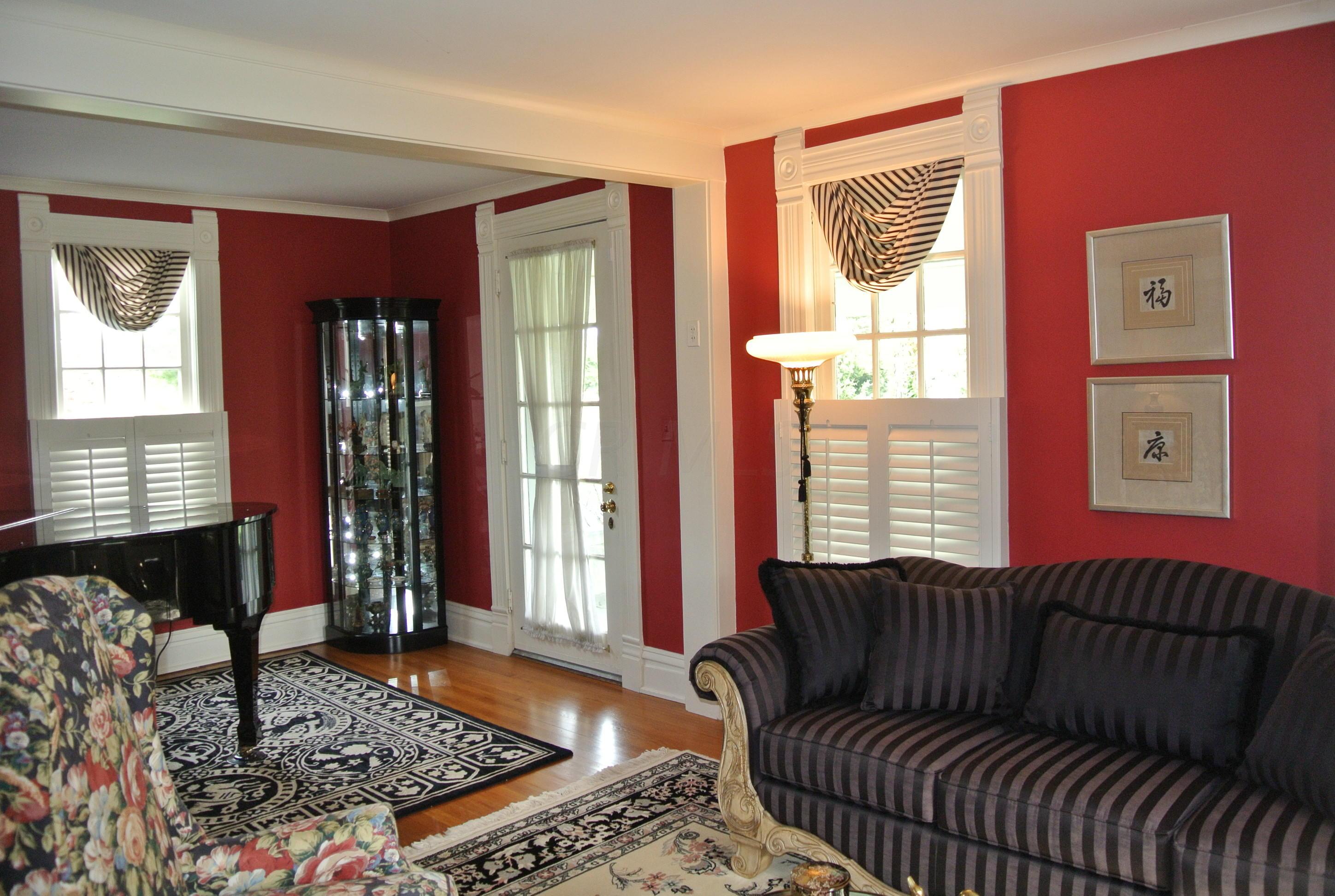 723 Granville Road Newark, OH 43055 - Photo 3 of 50