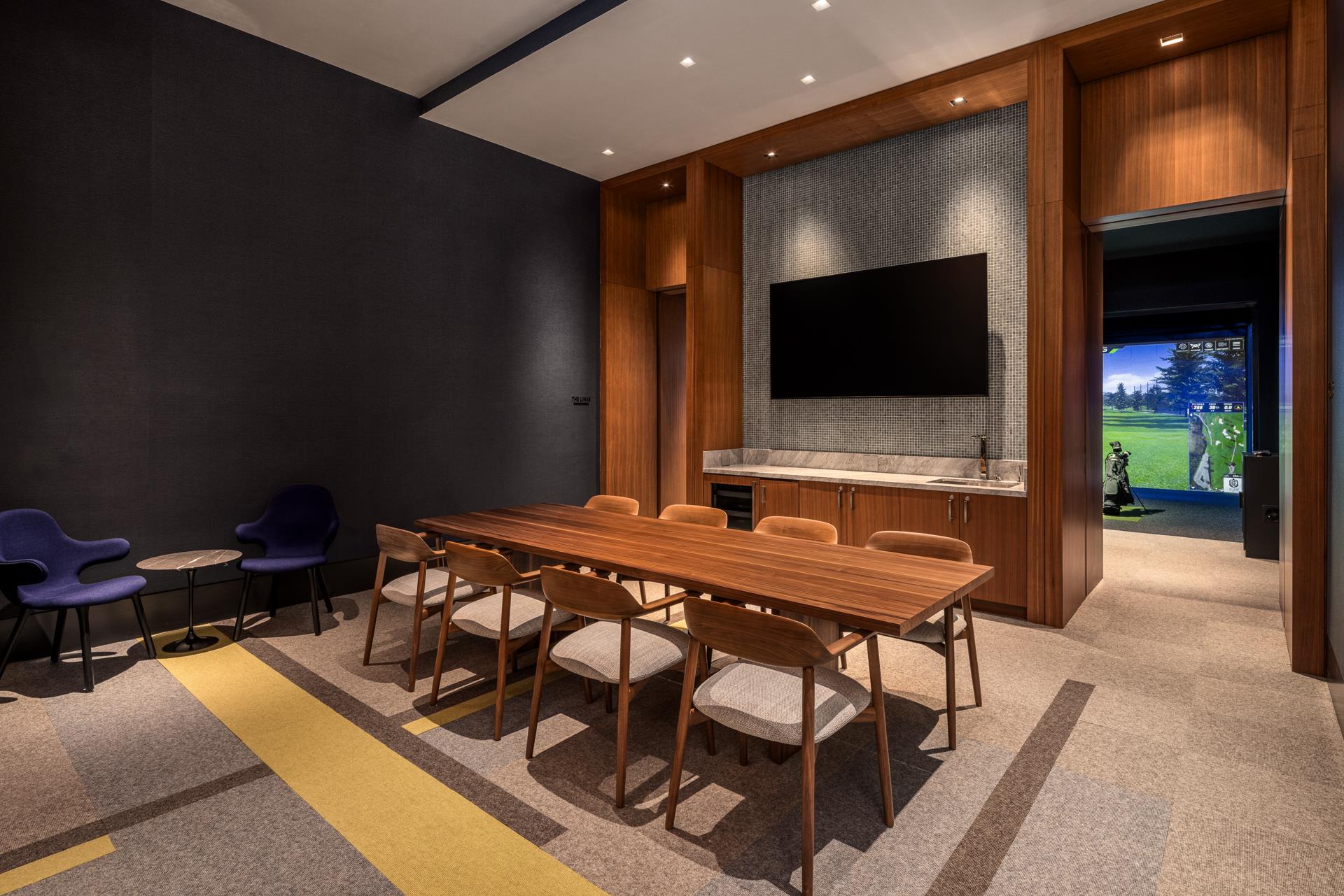 50 West 66th Street, Unit 9C Manhattan, NY 10023 - Photo 11 of 33 a balcony with table and chairs