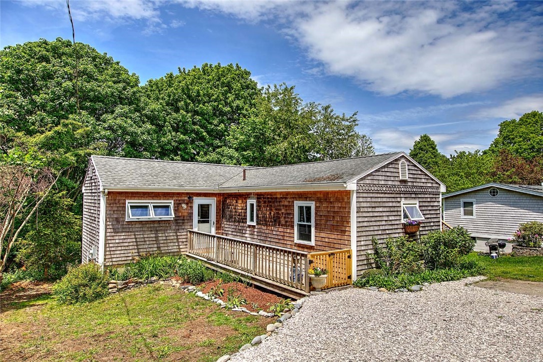 33 West Main Road Little Compton, RI 02837 - Photo 2 of 42